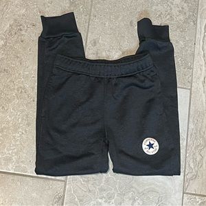 Girls size small 8-10 Converse Joggers *Like new*